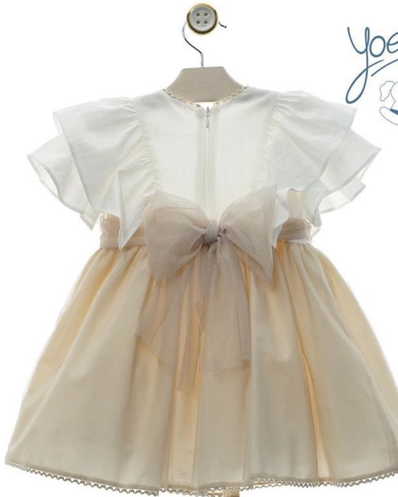 vestido moño ceremonia beige