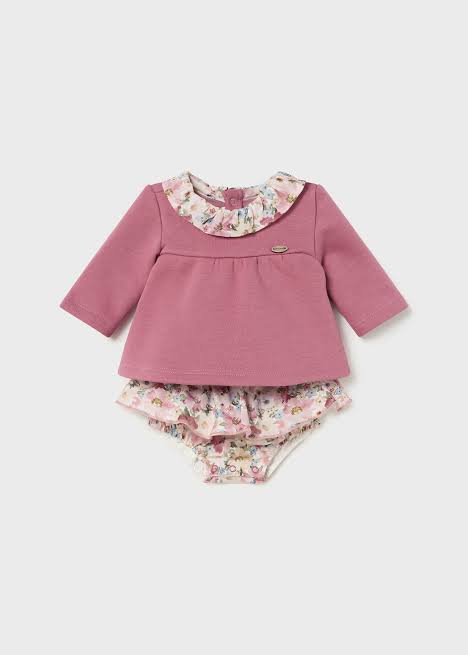 Conjunto Rosa Flores Mayoral
